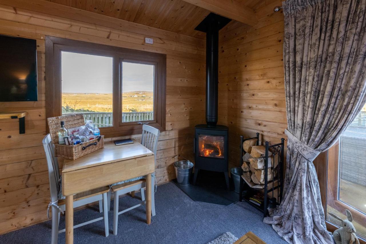 Benview Bed And Breakfast & Luxury Lodge, Isle Of North Uist Paible Exterior photo